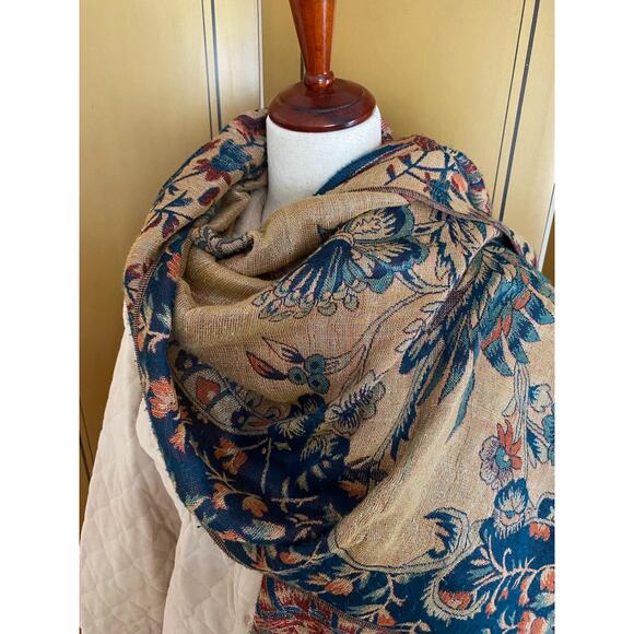 Vintage reversible scarf with fringes and gold threads - Picture 4 of 8